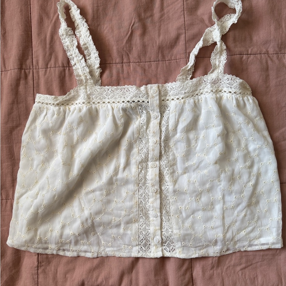 Lulu’s | Ivory Lace Button-Up Top | M